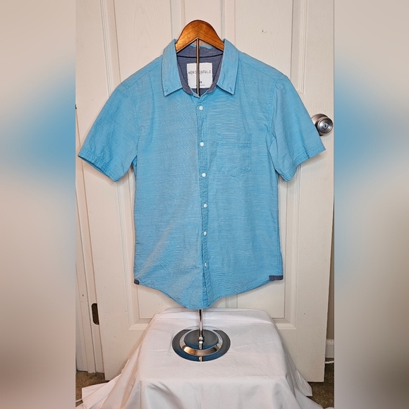 Aeropostale Other - Aéropostale Men’s Light Blue Textured Short Sleeve Button-Down Shirt - Sz Medium